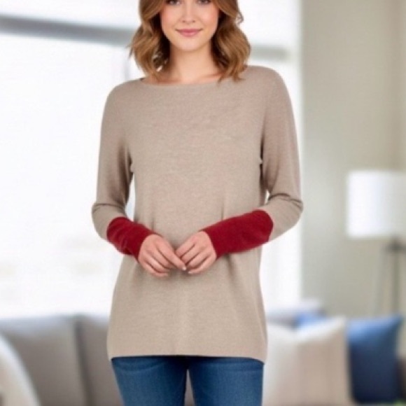 Akris Sweaters - Akris Punto Beige Knit sweater size 14